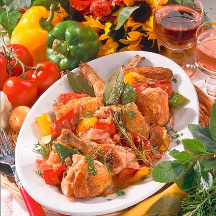 Geschmortes Paprika-Hähnchen Rezept Geschmortes Paprika-Hähnchen Rezept
