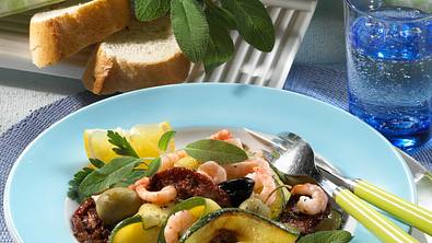 Geschmortes Zucchini-Gemüse Rezept - Foto: LECKER @ Bauer Media Group
