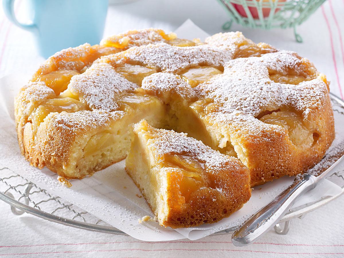 Gestürzter Apfel-Joghurt-Kuchen Rezept