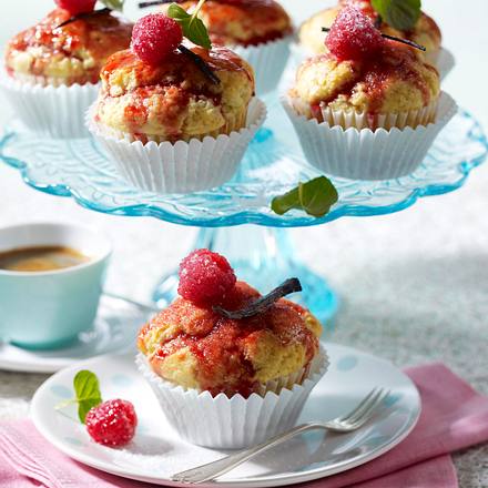 Getränkte Vanille-Himbeer-Muffins Rezept Getränkte Vanille-Himbeer-Muffins Rezept