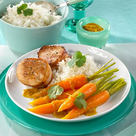 Gewürzmöhren mit Schweinemedaillons Rezept Gewürzmöhren mit Schweinemedaillons Rezept