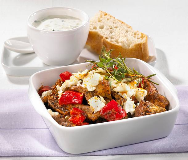 Giros-Paprika-Auflauf und Tsatsiki Rezept Giros-Paprika-Auflauf und Tsatsiki Rezept
