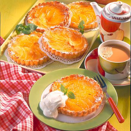Glasierte Apfeltörtchen Rezept Glasierte Apfeltörtchen Rezept