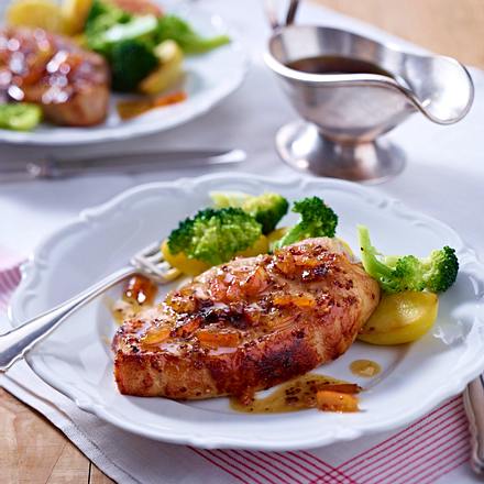 Glasierte Schweinesteaks mit Orangenmarmelade Rezept