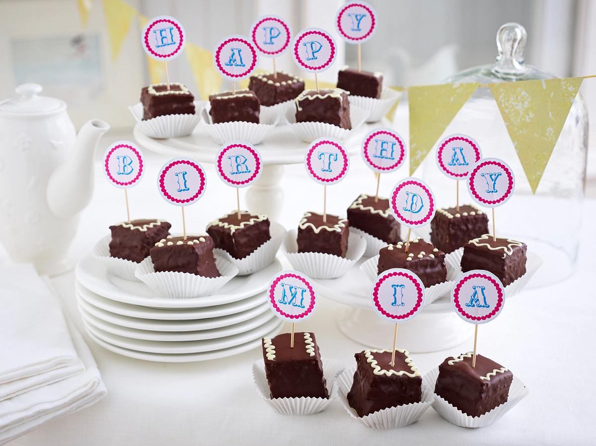 Glückwunsch-Petits-Fours Rezept