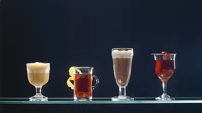 Glühwein mit Rumtopf Rezept - Foto: LECKER @ Bauer Media Group