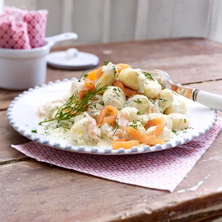 Gnocchi in cremiger Räucherlachssoße Rezept Gnocchi in cremiger Räucherlachssoße Rezept