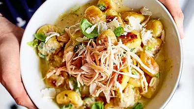 Gnocchi in Pestosahne Rezept - Foto: LECKER @ Bauer Media Group