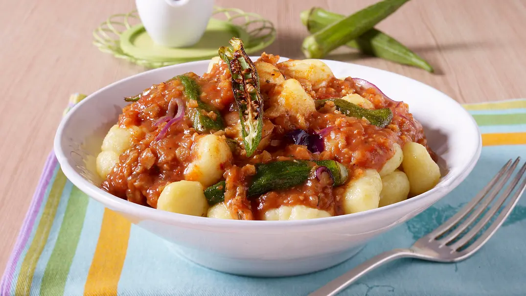 Gnocchi in Sojabolognese Rezept - Foto: LECKER @ Bauer Media Group Gnocchi in Sojabolognese Rezept - Foto: LECKER @ Bauer Media Group