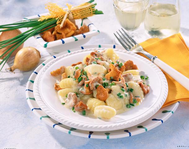 Gnocchi mit Pfifferlingen Rezept Gnocchi mit Pfifferlingen Rezept