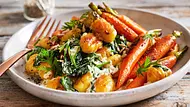 Gnocchi mit Spinatcreme und Honigmöhren - Foto: LECKER @ Bauer Media Group