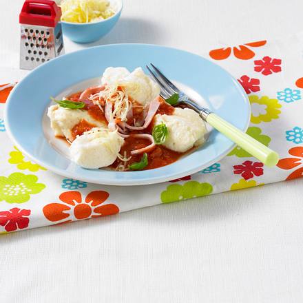 Gnocchi mit Tomaten-Schinken-Soße Rezept Gnocchi mit Tomaten-Schinken-Soße Rezept
