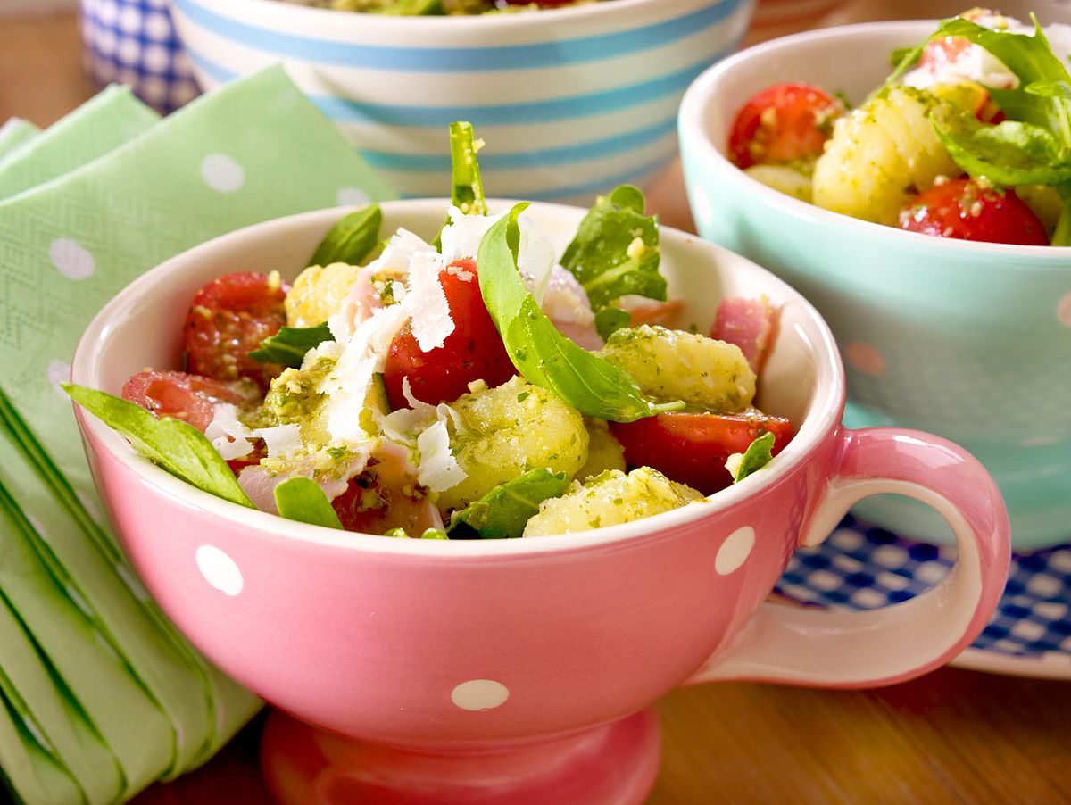 Gnocchi-Salat mit Pesto Rezept