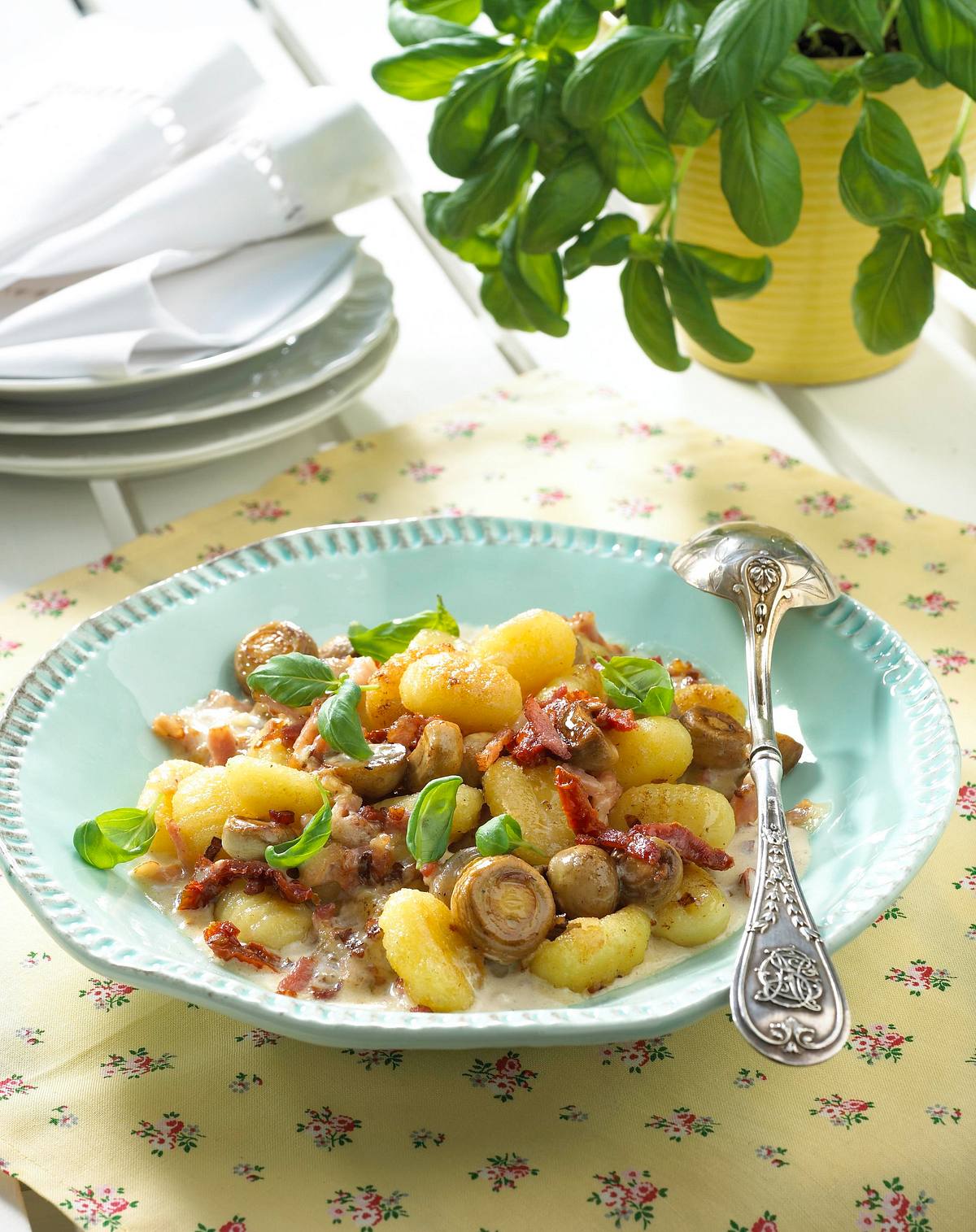 Gnocchipfanne mit krossen Schinkenwürfeln Rezept