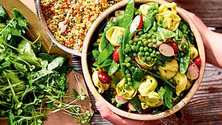 Go Green-Tortelloni-Salat Rezept - Foto: House of Food / Bauer Food Experts KG