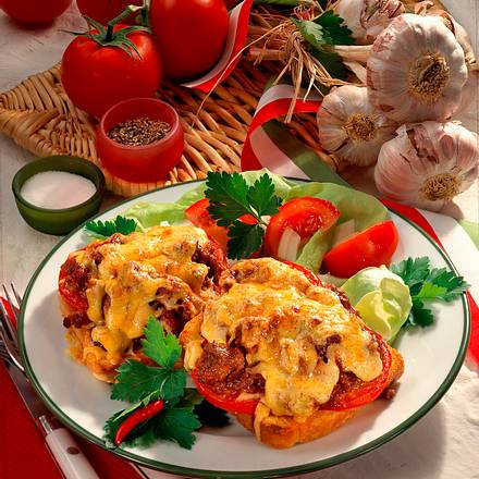 Goldbraune Hack-Toasts Rezept