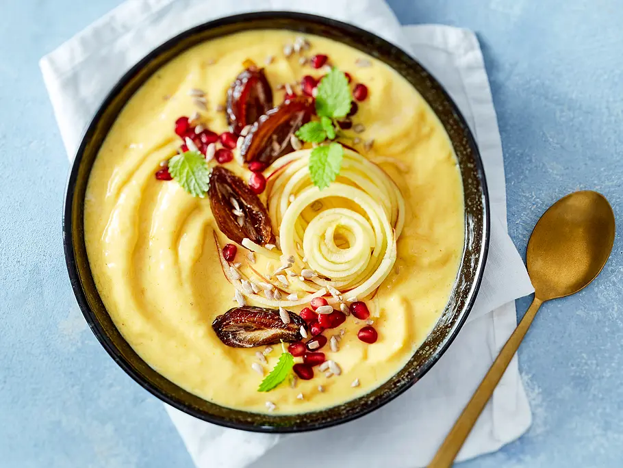 Goldene Smoothie Bowl Rezept Goldene Smoothie Bowl Rezept