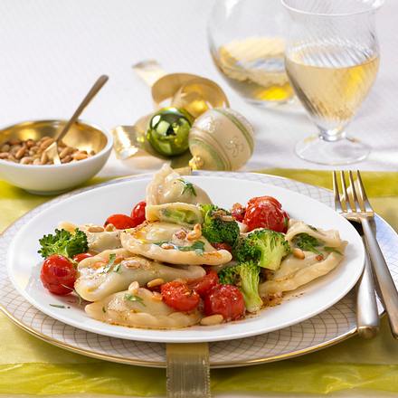 Gorgonzola-Broccoli-Taschen Rezept Gorgonzola-Broccoli-Taschen Rezept