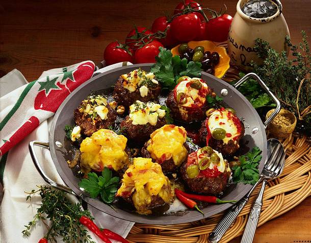 Gratinierte Frikadellen Rezept Gratinierte Frikadellen Rezept