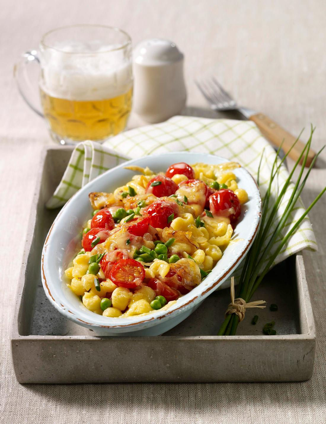 Gratinierte Gemüse-Spätzle Rezept | LECKER