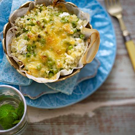 Gratinierte Hirse mit Erbsen, Ziegenkäse und Greyerzer Rezept