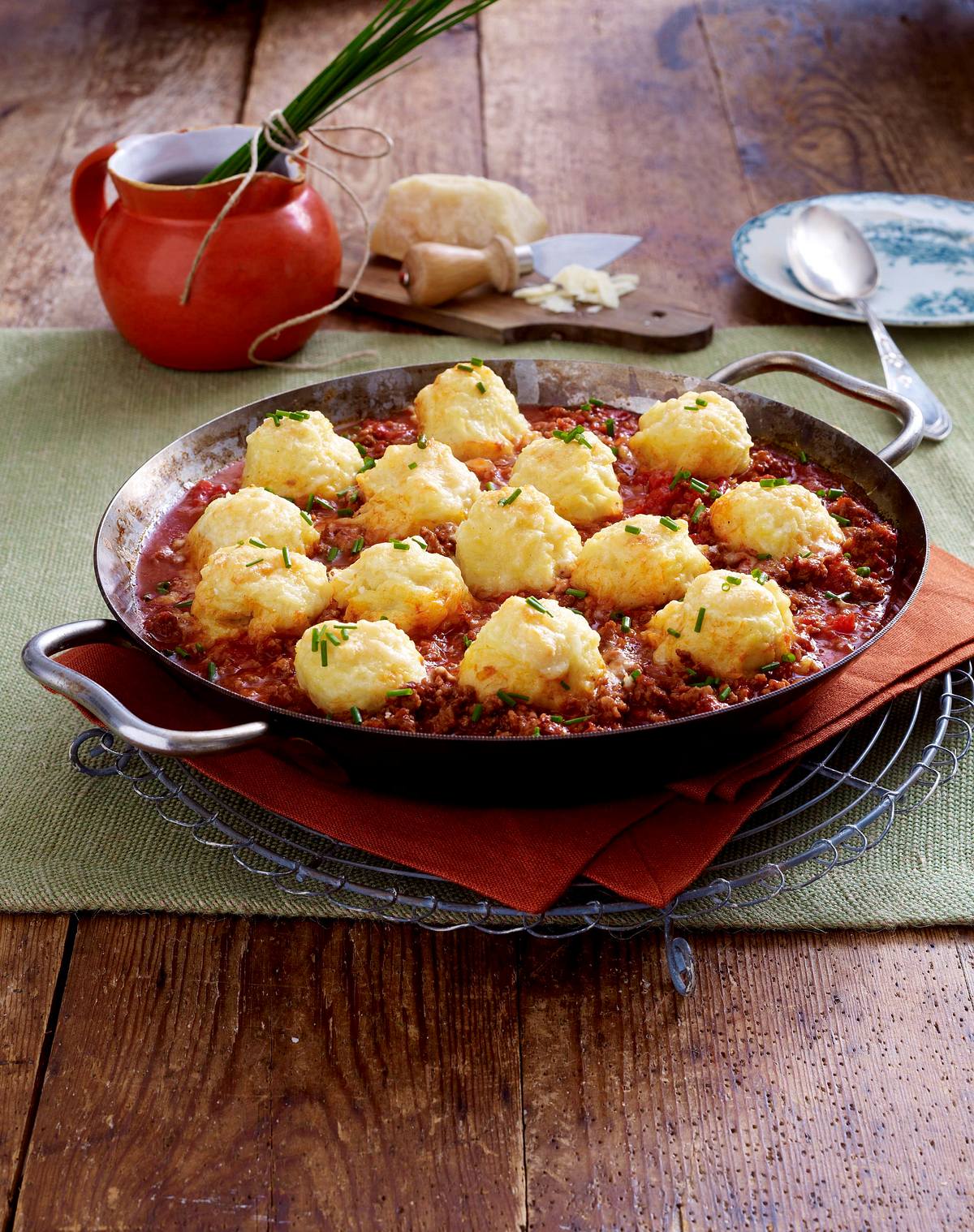 Gratinierte Knödel in Hack-Tomatensoße Rezept