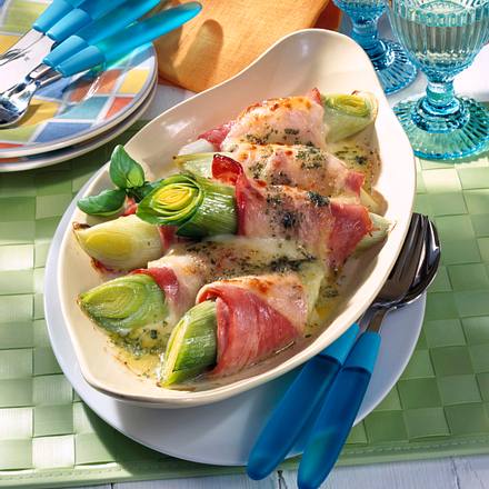 Gratinierte Porree-Schinken-Röllchen Rezept Gratinierte Porree-Schinken-Röllchen Rezept