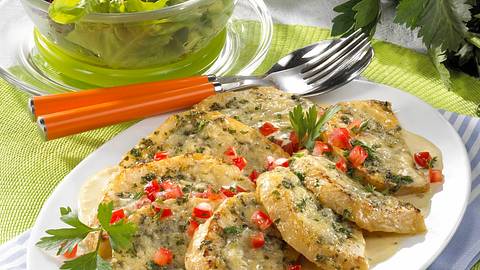 Gratinierte Sellerie-Schnitzel Rezept - Foto: House of Food / Bauer Food Experts KG