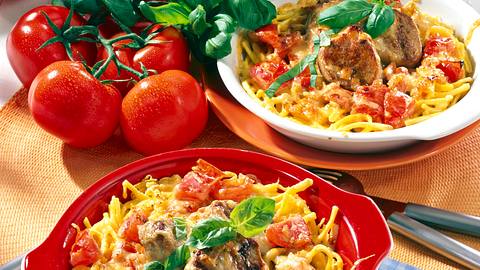 Gratinierte Spätzle-Filet-Pfanne Rezept - Foto: House of Food / Bauer Food Experts KG