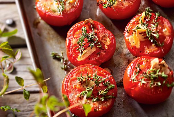 Gratinierte Thymian-Tomaten Rezept Gratinierte Thymian-Tomaten Rezept