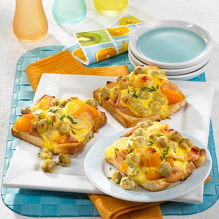 Gratinierte Toasts mit Putenbrust und Pilz-Hollandaise Rezept Gratinierte Toasts mit Putenbrust und Pilz-Hollandaise Rezept