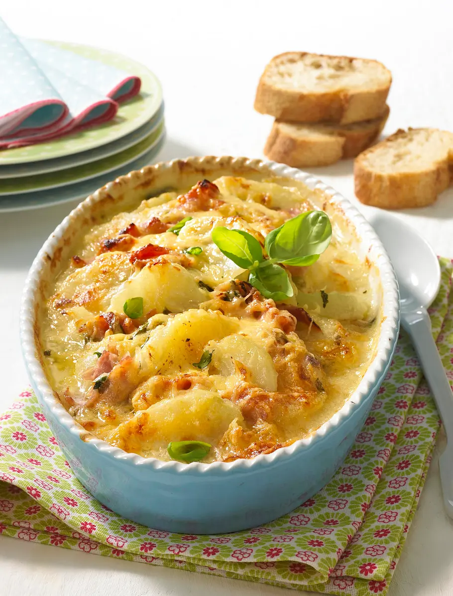 Gratinierter Kohlrabi in Sahne-Soße Rezept Gratinierter Kohlrabi in Sahne-Soße Rezept