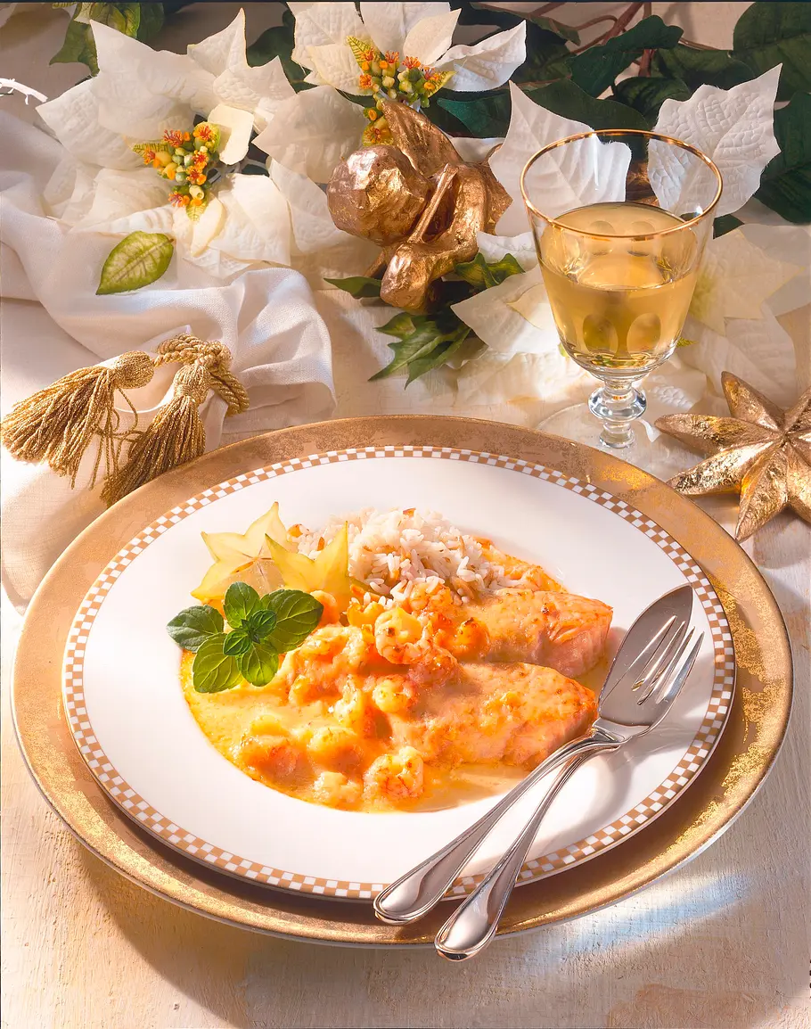 Gratinierter Lachs mit Shrimps Rezept Gratinierter Lachs mit Shrimps Rezept
