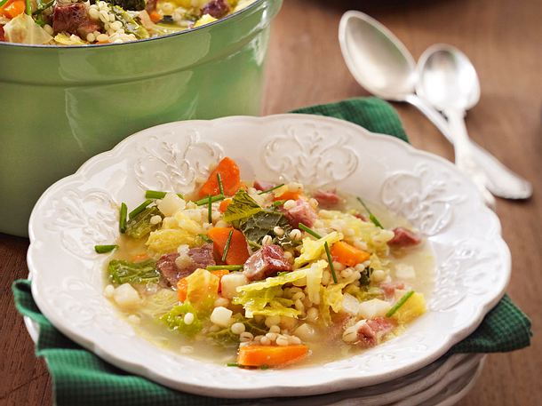 Graupeneintopf mit Kasseler Rezept