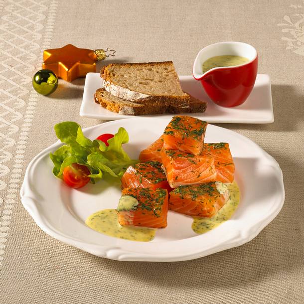 Graved Lachs mit Senfsoße Rezept Graved Lachs mit Senfsoße Rezept