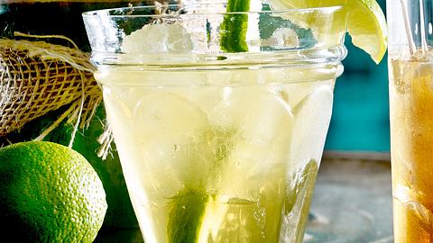 Green Apple Mule Rezept - Foto: House of Food / Bauer Food Experts KG