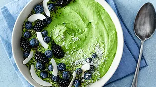 Green Smoothie Bowl Rezept - Foto: LECKER @ Bauer Media Group Green Smoothie Bowl Rezept - Foto: LECKER @ Bauer Media Group