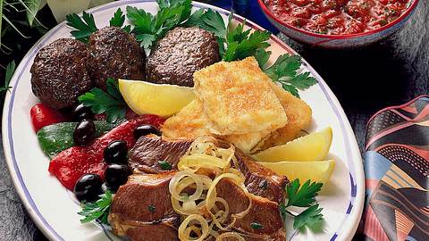 Griechische Fleischplatte Rezept - Foto: Klemme