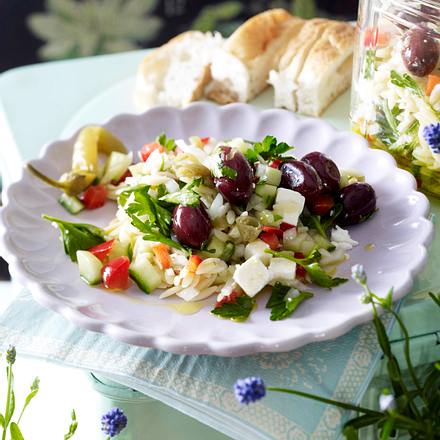 Griechischer Orzo-Salat Rezept Griechischer Orzo-Salat Rezept