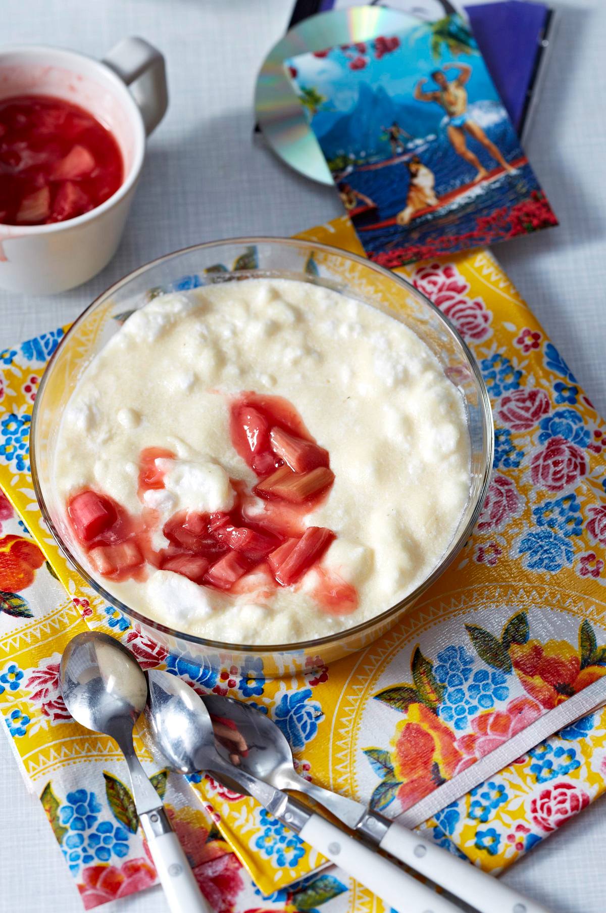 Grießpudding mit Rhabarberkompott Rezept