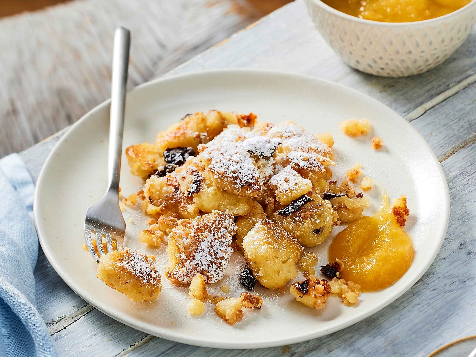 Grießschmarren mit Apfelmus Rezept | LECKER