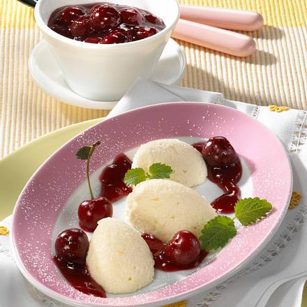 Grießmousse mit Kirschkompott Rezept