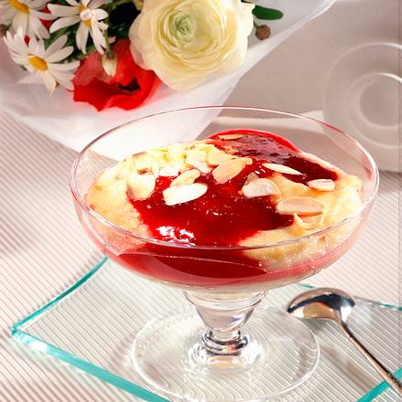 Grießpudding mit Eierlikör Rezept Grießpudding mit Eierlikör Rezept