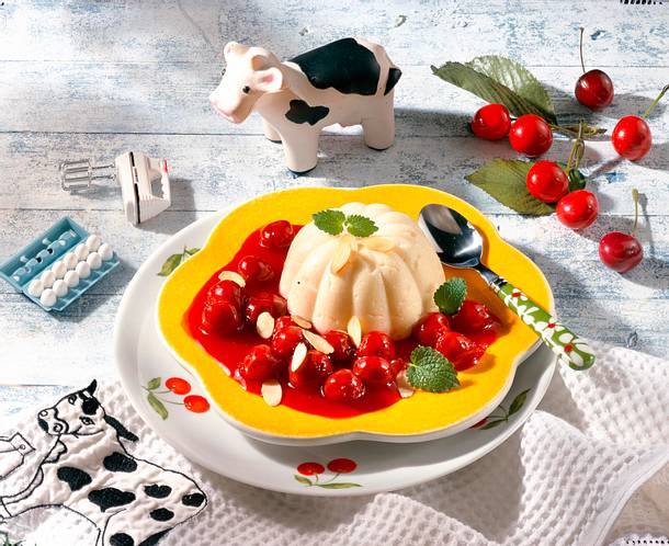 Grießpudding mit Kirschen Rezept Grießpudding mit Kirschen Rezept