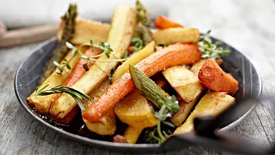 Grillgemüse aus dem Ofen Rezept - Foto: LECKER @ Bauer Media Group