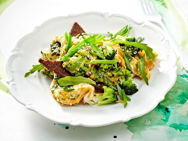 Grünes Gemüse-Rührei Rezept Grünes Gemüse-Rührei Rezept