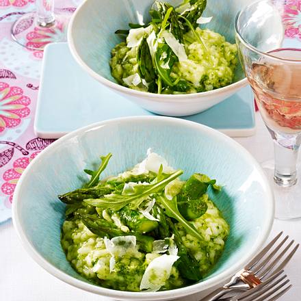 Grünes Risotto mit Spargel und Rauke Rezept Grünes Risotto mit Spargel und Rauke Rezept