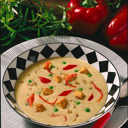 Grünkernsuppe mit Gemüse und Tofuwürfel Rezept Grünkernsuppe mit Gemüse und Tofuwürfel Rezept