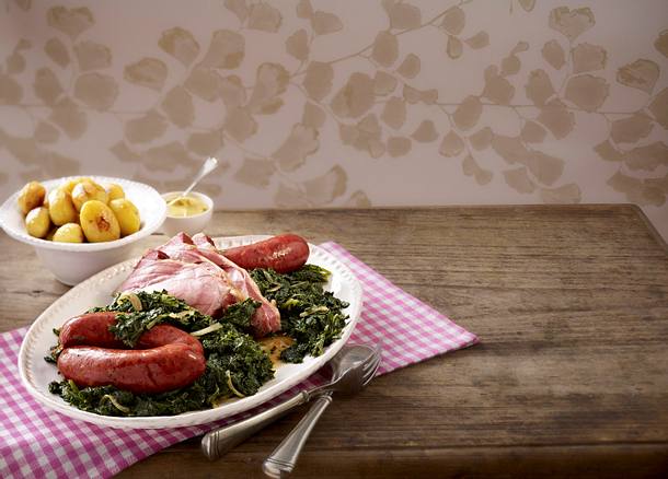Grünkohl-Platte mit Kasseler Rezept Grünkohl-Platte mit Kasseler Rezept