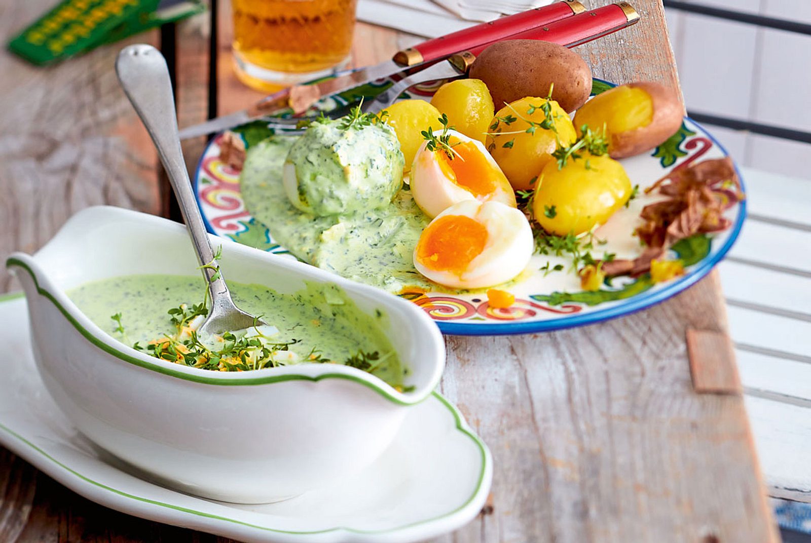 Grüne Soße mit Pellkartoffeln und Eiern Rezept | LECKER